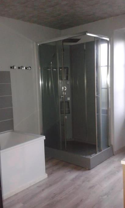Grand Appartement Tres Clair Pres Centre Ville Argentat Zewnętrze zdjęcie